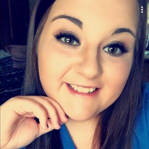 Meet your Posher, Tori